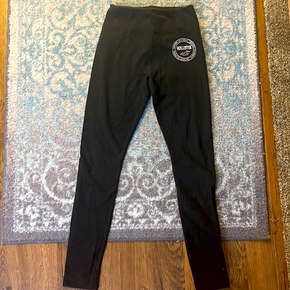 NWOT Hollister high waisted leggings size XS